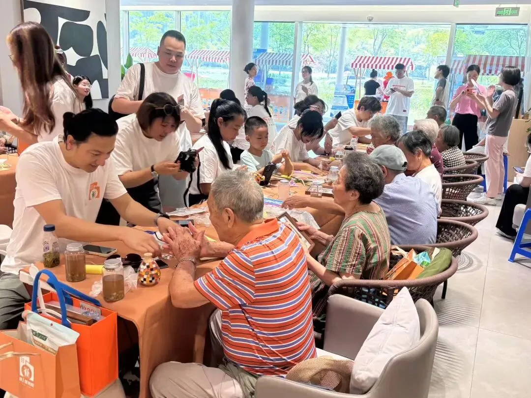 “共赴2025多代同楼‘饭米粒’之约”——社区版“多代同楼”第二批陪伴者见面会暨结对仪式圆满举行原文配图(图 10)